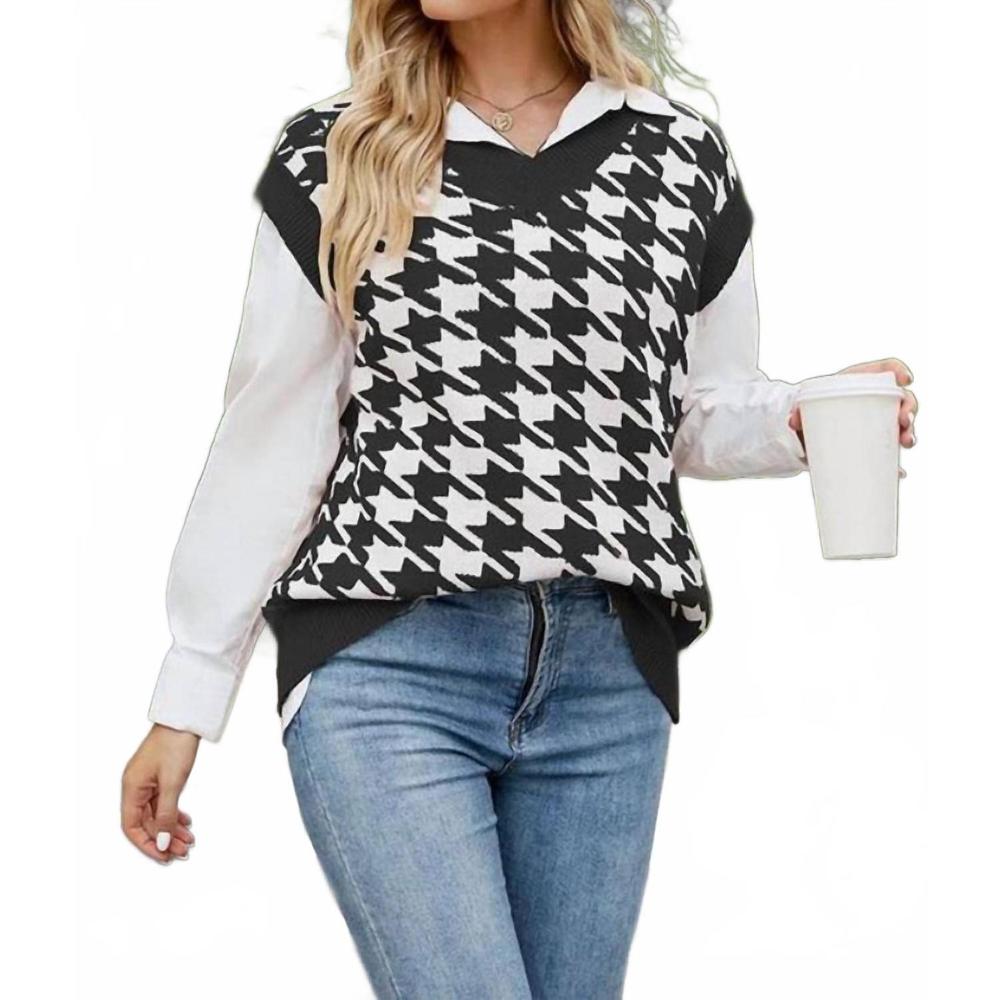 NEW LILY CLOTHING plaid loose sleeveless sweater in black